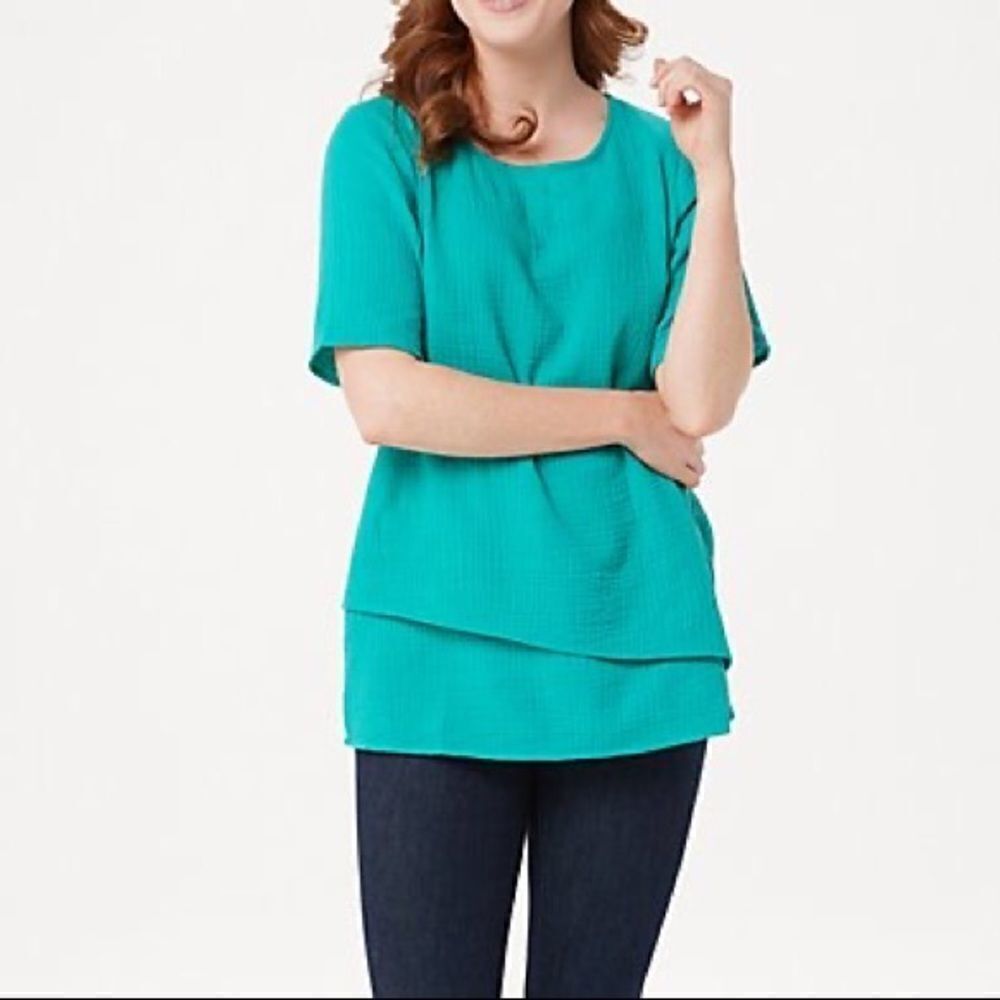 Joan Rivers Crinkle Texture Hem Detail Top